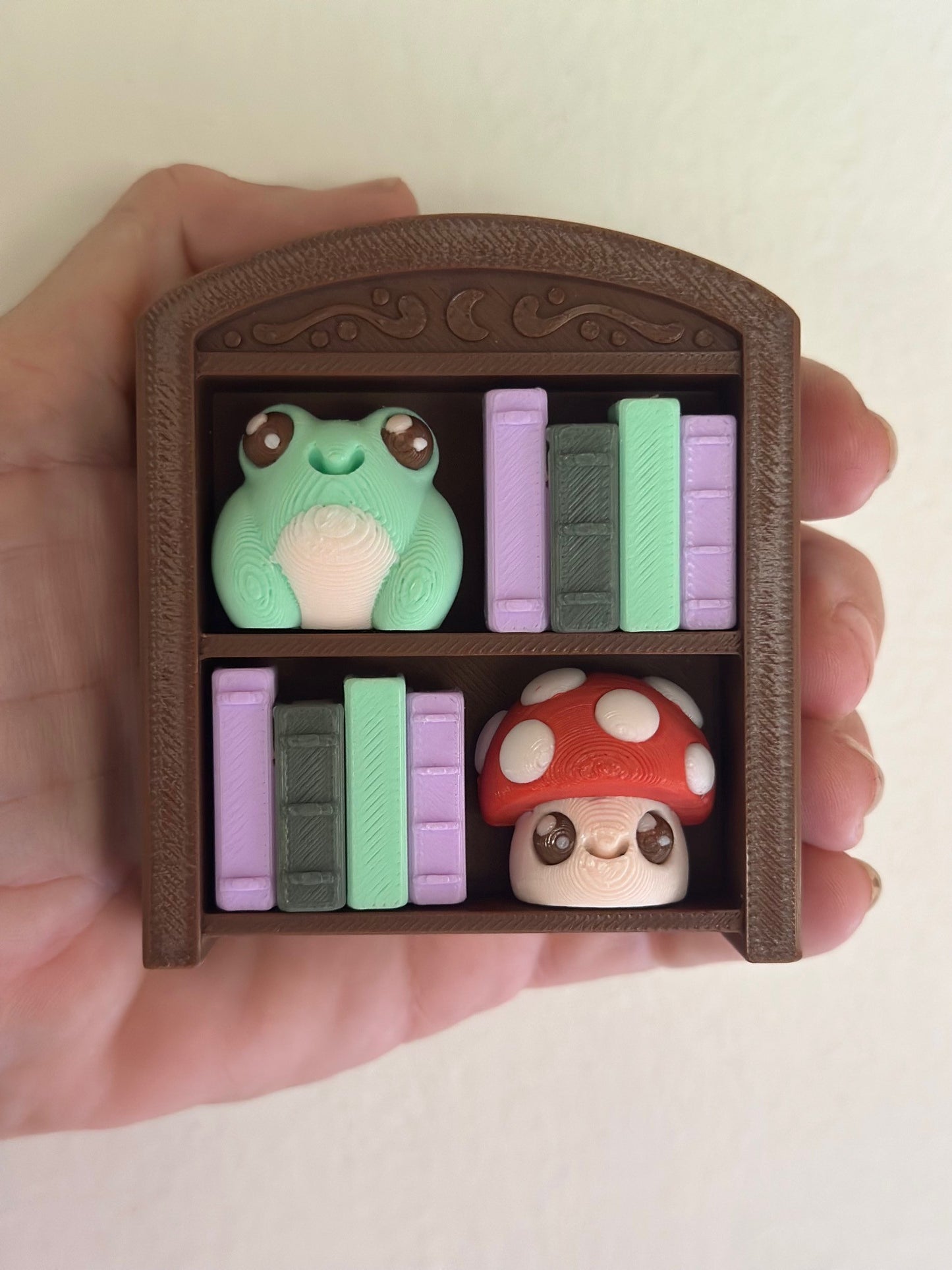 Bookshelf Clicker (Super Fancy CLickers)