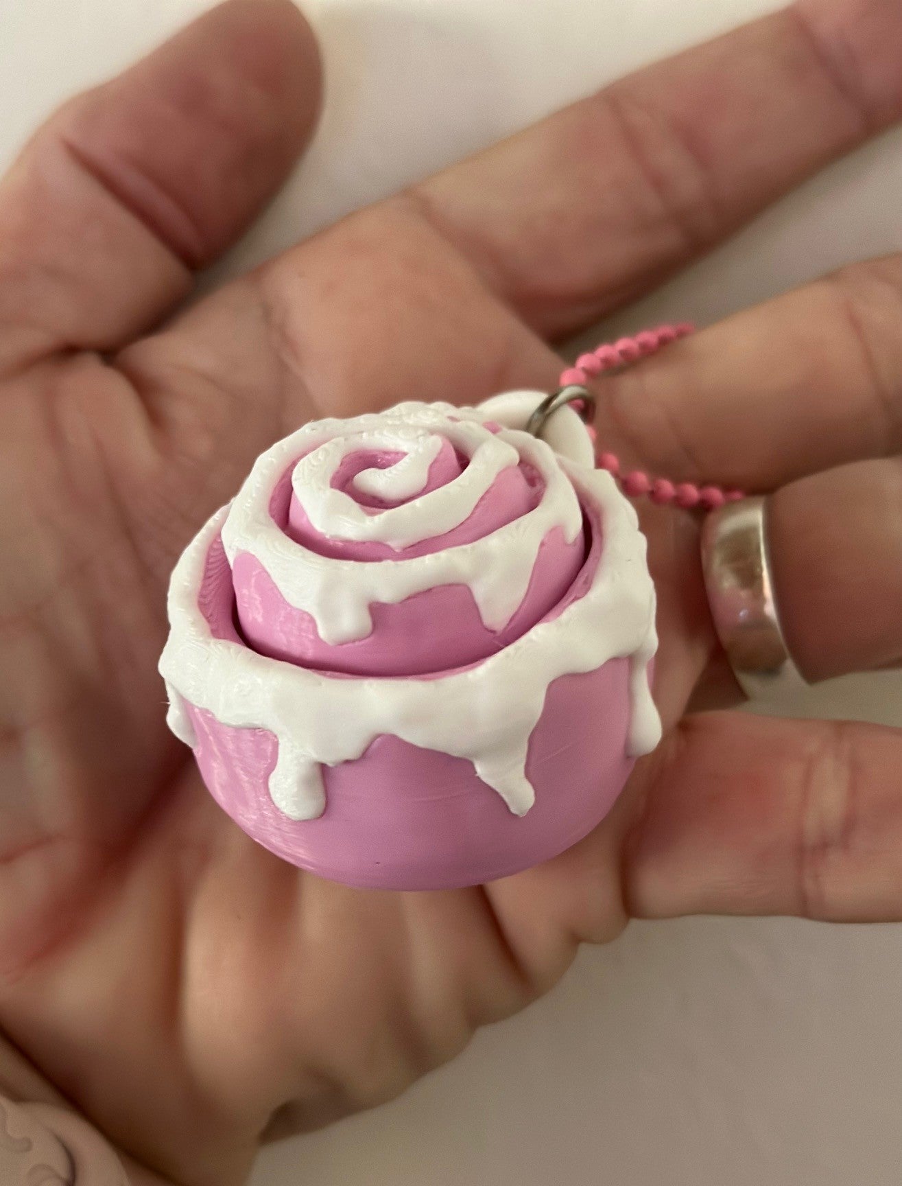 Cinnamon Roll  Standard Clicker